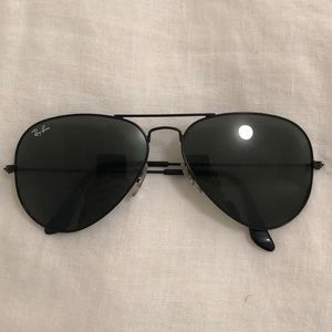 Ray-Ban Black Classic Aviator RAYB-UG16